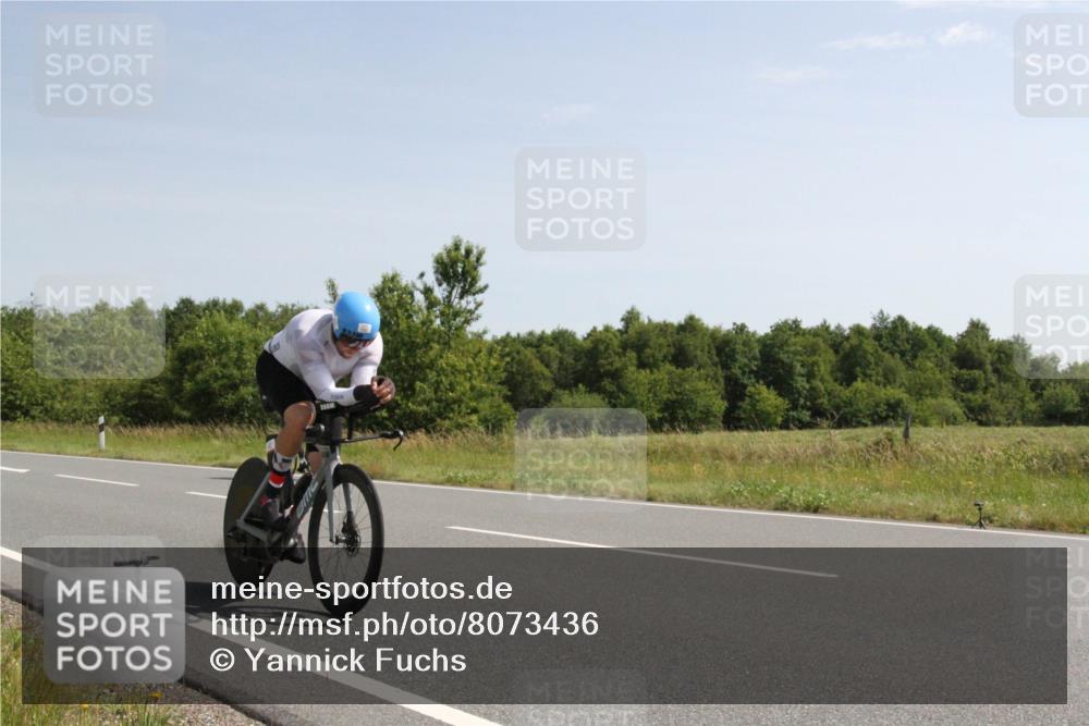 22.06.2025 - Viking Triathlon Yannick Fuchs http://msf.ph/oto/8073436 22.06.2025 11:06:22 Radfahren 78, 89, 110, 153, 376, 642 meine-sportfotos.de