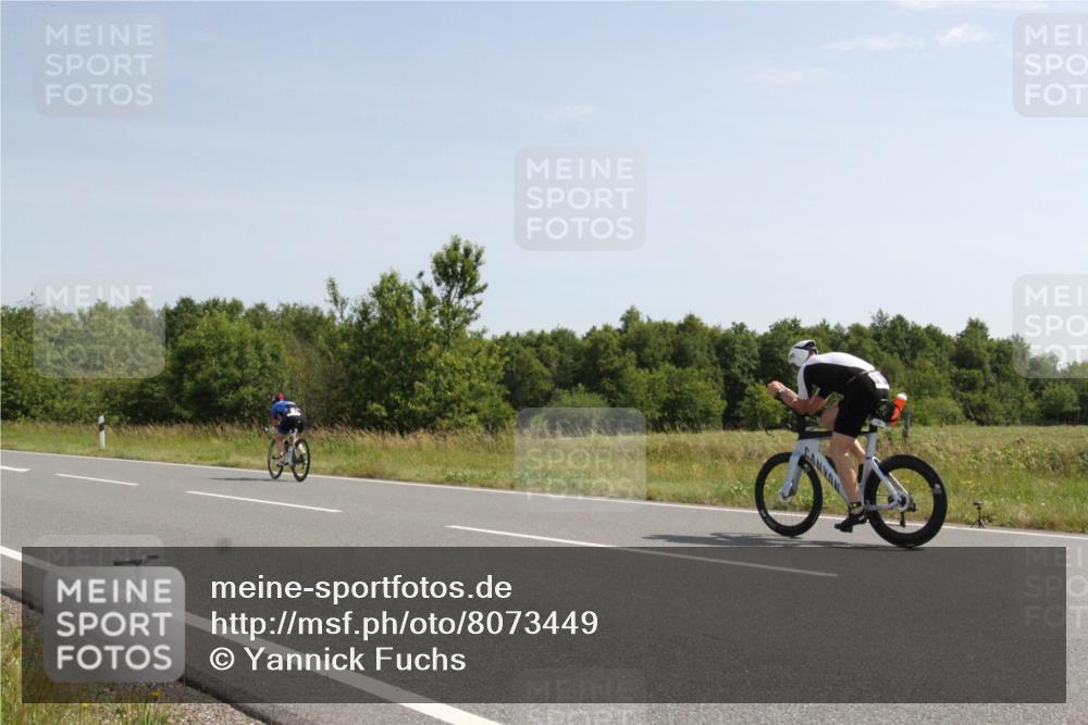 22.06.2025 - Viking Triathlon Yannick Fuchs http://msf.ph/oto/8073449 22.06.2025 11:06:27 Radfahren 89, 110, 361, 427 meine-sportfotos.de