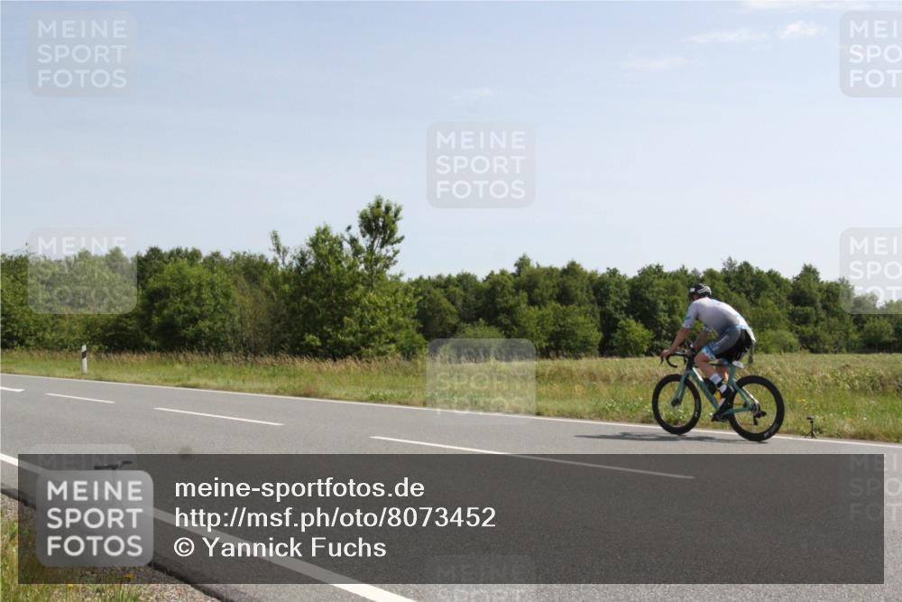 22.06.2025 - Viking Triathlon Yannick Fuchs http://msf.ph/oto/8073452 22.06.2025 11:06:32 Radfahren 148, 361, 389, 419, 427 meine-sportfotos.de
