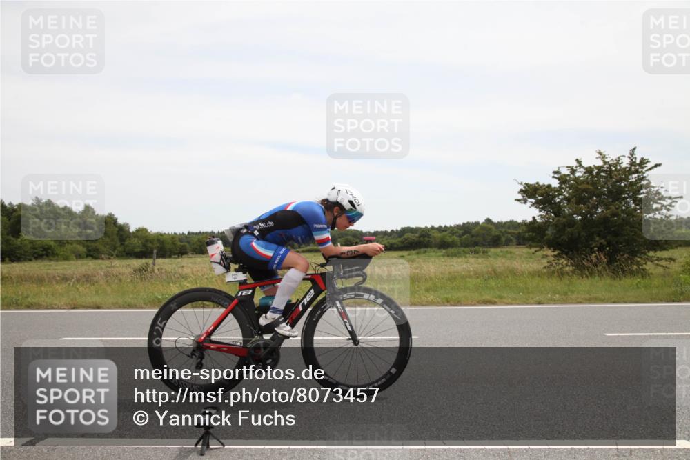 22.06.2025 - Viking Triathlon Yannick Fuchs http://msf.ph/oto/8073457 22.06.2025 12:47:28 Radfahren 137, 224, 343, 410 meine-sportfotos.de