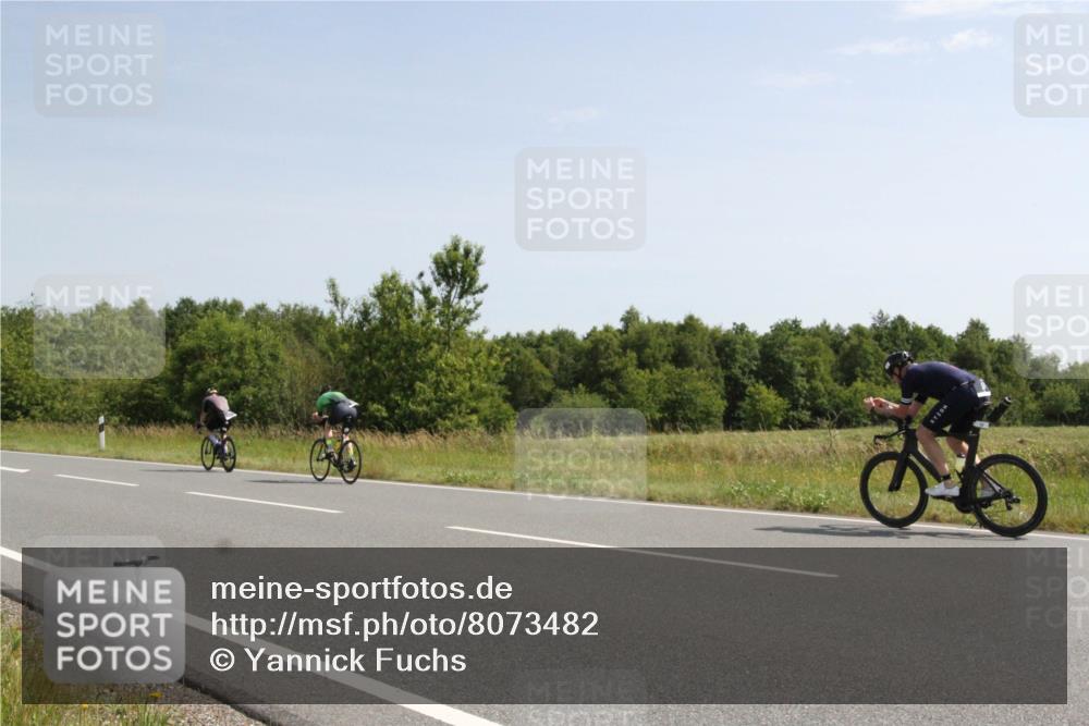 22.06.2025 - Viking Triathlon Yannick Fuchs http://msf.ph/oto/8073482 22.06.2025 11:06:47 Radfahren 41, 54, 81, 194, 275, 505, 538, 624 meine-sportfotos.de
