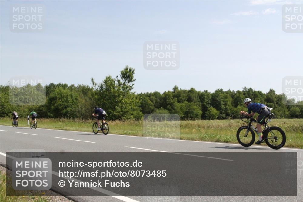 22.06.2025 - Viking Triathlon Yannick Fuchs http://msf.ph/oto/8073485 22.06.2025 11:06:48 Radfahren 41, 54, 194, 238, 275, 505, 538, 624 meine-sportfotos.de