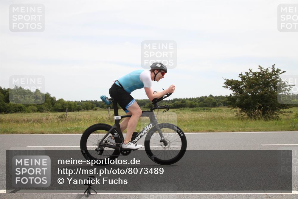 22.06.2025 - Viking Triathlon Yannick Fuchs http://msf.ph/oto/8073489 22.06.2025 12:47:50 Radfahren 103, 113, 149, 215, 390, 461 meine-sportfotos.de