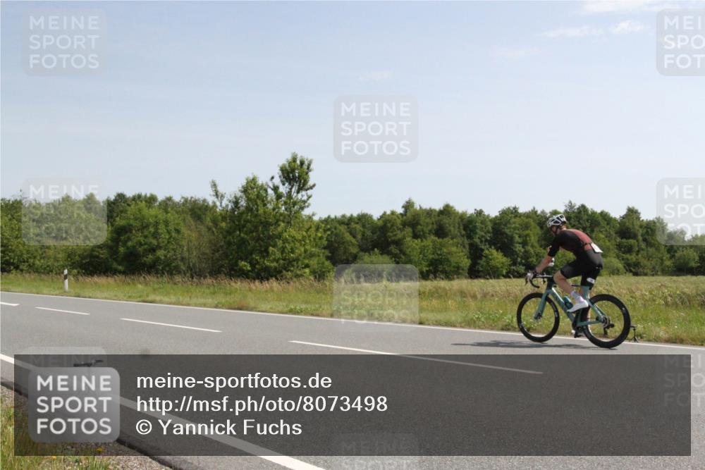 22.06.2025 - Viking Triathlon Yannick Fuchs http://msf.ph/oto/8073498 22.06.2025 11:06:55 Radfahren 238, 379 meine-sportfotos.de