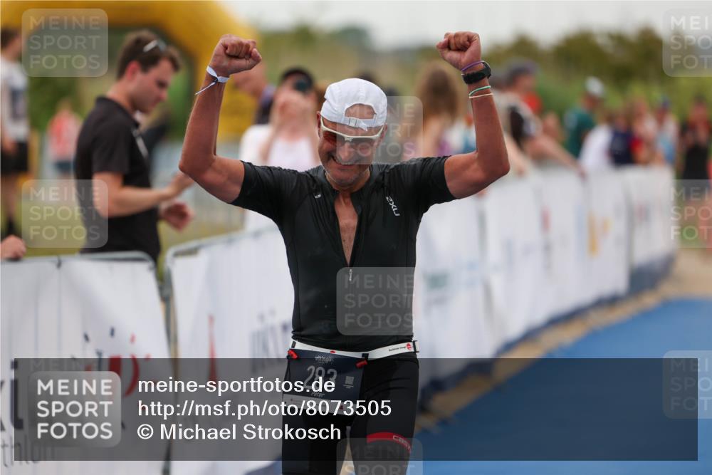 22.06.2025 - Viking Triathlon Michael Strokosch http://msf.ph/oto/8073505 22.06.2025 16:02:40 Ziel 283 meine-sportfotos.de