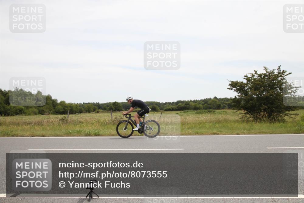 22.06.2025 - Viking Triathlon Yannick Fuchs http://msf.ph/oto/8073555 22.06.2025 12:49:16 Radfahren 38, 177, 430, 501 meine-sportfotos.de