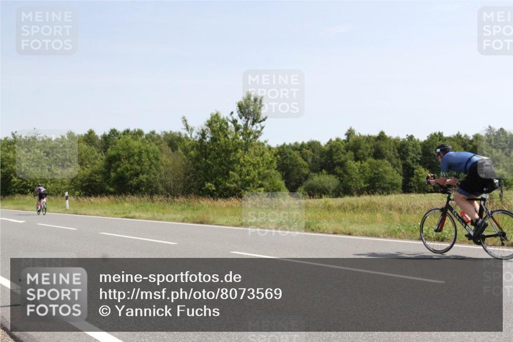 22.06.2025 - Viking Triathlon Yannick Fuchs http://msf.ph/oto/8073569 22.06.2025 11:07:59 Radfahren 25, 283, 619, 629 meine-sportfotos.de