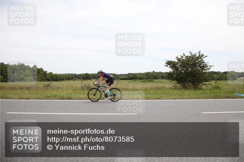 22.06.2025 - Viking Triathlon Yannick Fuchs http://msf.ph/oto/8073585 22.06.2025 12:49:59 Radfahren 88, 134, 556, 649 meine-sportfotos.de