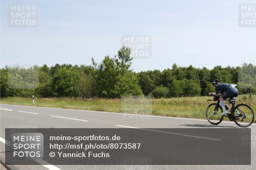 22.06.2025 - Viking Triathlon Yannick Fuchs http://msf.ph/oto/8073587 22.06.2025 11:08:17 Radfahren 6, 45, 65, 244, 460 meine-sportfotos.de