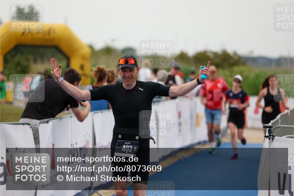 22.06.2025 - Viking Triathlon Michael Strokosch http://msf.ph/oto/8073609 22.06.2025 16:03:04 Ziel 183, 403, 650 meine-sportfotos.de