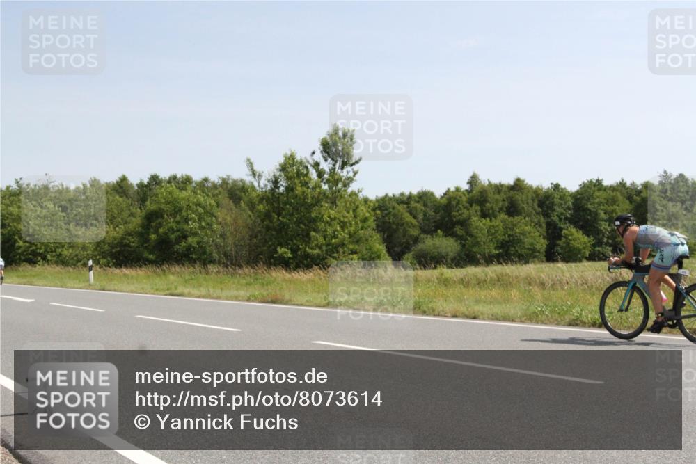 22.06.2025 - Viking Triathlon Yannick Fuchs http://msf.ph/oto/8073614 22.06.2025 11:08:34 Radfahren 90, 198, 282, 465 meine-sportfotos.de