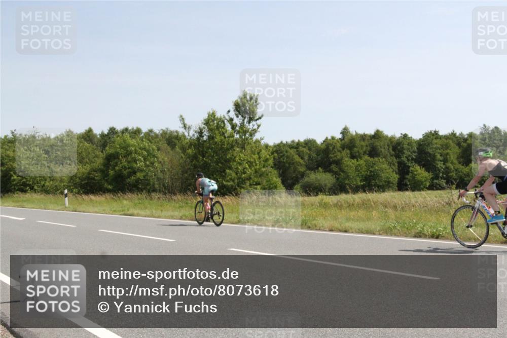 22.06.2025 - Viking Triathlon Yannick Fuchs http://msf.ph/oto/8073618 22.06.2025 11:08:35 Radfahren 52, 90, 198, 282, 465 meine-sportfotos.de