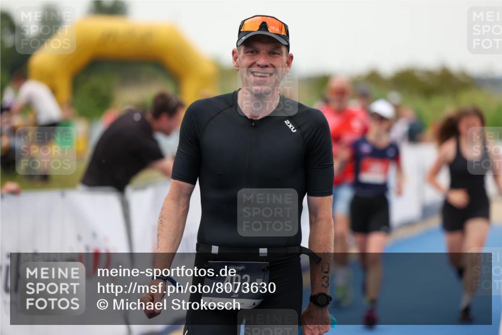 22.06.2025 - Viking Triathlon Michael Strokosch http://msf.ph/oto/8073630 22.06.2025 16:03:06 Ziel 403, 650 meine-sportfotos.de
