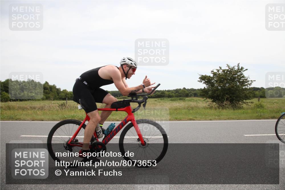 22.06.2025 - Viking Triathlon Yannick Fuchs http://msf.ph/oto/8073653 22.06.2025 12:50:34 Radfahren 29, 70, 243, 365, 399, 451, 467 meine-sportfotos.de