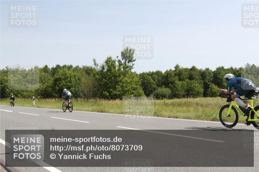 22.06.2025 - Viking Triathlon Yannick Fuchs http://msf.ph/oto/8073709 22.06.2025 11:09:30 Radfahren 16, 26, 95, 145, 326, 368, 423 meine-sportfotos.de