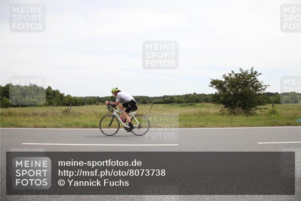 22.06.2025 - Viking Triathlon Yannick Fuchs http://msf.ph/oto/8073738 22.06.2025 12:51:21 Radfahren 69, 158, 265, 273, 554 meine-sportfotos.de