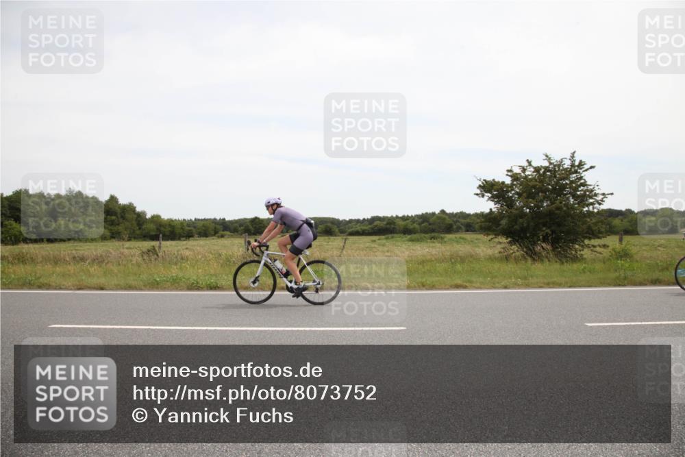 22.06.2025 - Viking Triathlon Yannick Fuchs http://msf.ph/oto/8073752 22.06.2025 12:51:45 Radfahren 84, 299, 382, 460, 625 meine-sportfotos.de