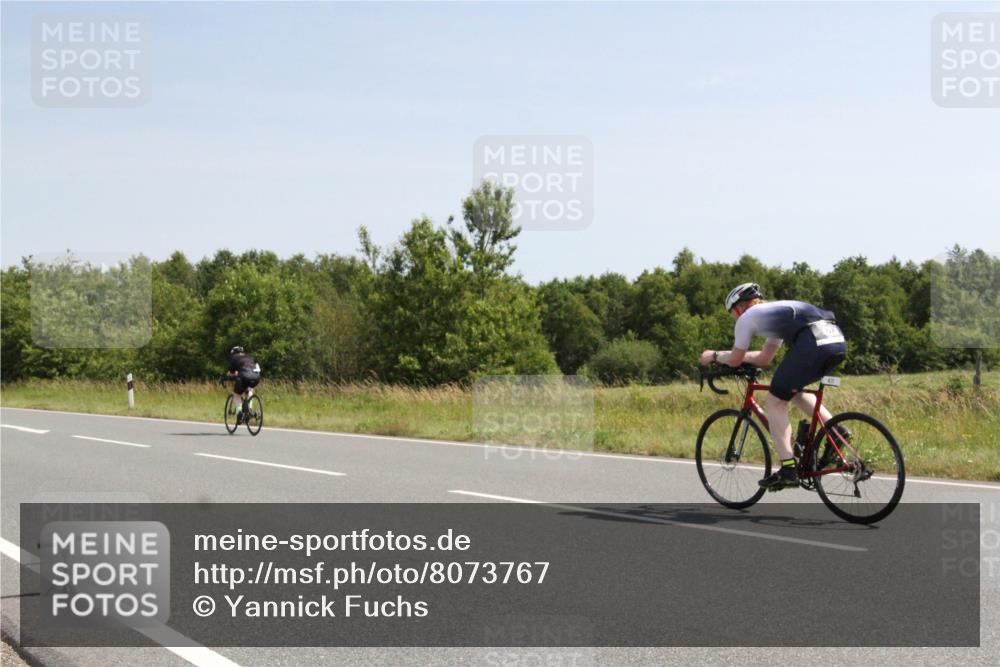 22.06.2025 - Viking Triathlon Yannick Fuchs http://msf.ph/oto/8073767 22.06.2025 11:10:47 Radfahren 240, 346, 421 meine-sportfotos.de