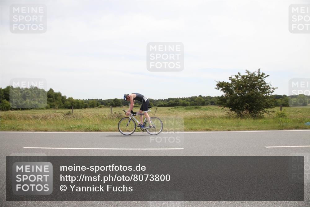 22.06.2025 - Viking Triathlon Yannick Fuchs http://msf.ph/oto/8073800 22.06.2025 12:52:24 Radfahren 21, 346 meine-sportfotos.de