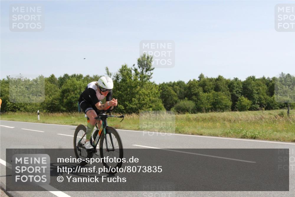 22.06.2025 - Viking Triathlon Yannick Fuchs http://msf.ph/oto/8073835 22.06.2025 11:11:45 Radfahren 3, 11, 33, 152, 217, 604, 648 meine-sportfotos.de