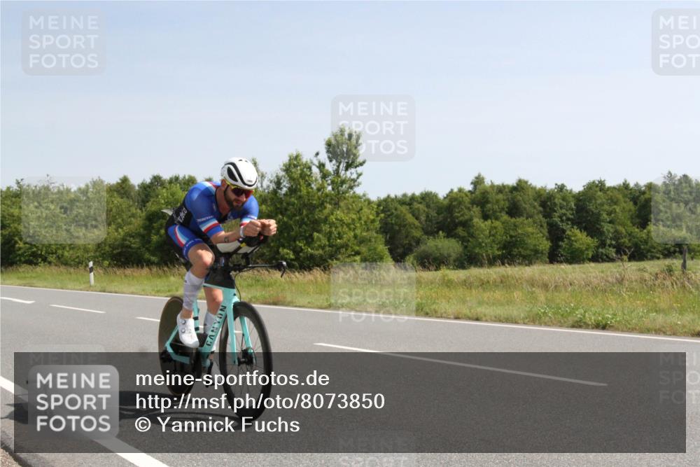 22.06.2025 - Viking Triathlon Yannick Fuchs http://msf.ph/oto/8073850 22.06.2025 11:11:51 Radfahren 3, 152, 347, 604 meine-sportfotos.de