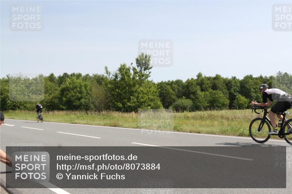 22.06.2025 - Viking Triathlon Yannick Fuchs http://msf.ph/oto/8073884 22.06.2025 11:12:29 Radfahren 103, 342 meine-sportfotos.de