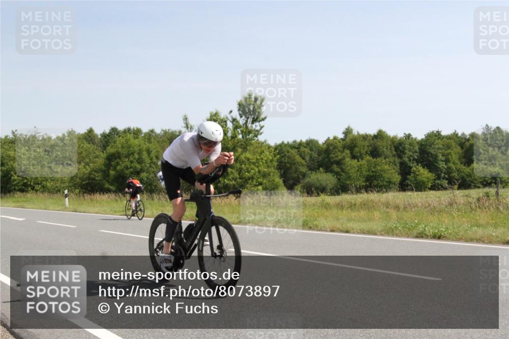 22.06.2025 - Viking Triathlon Yannick Fuchs http://msf.ph/oto/8073897 22.06.2025 11:12:55 Radfahren 133, 213, 381, 406 meine-sportfotos.de