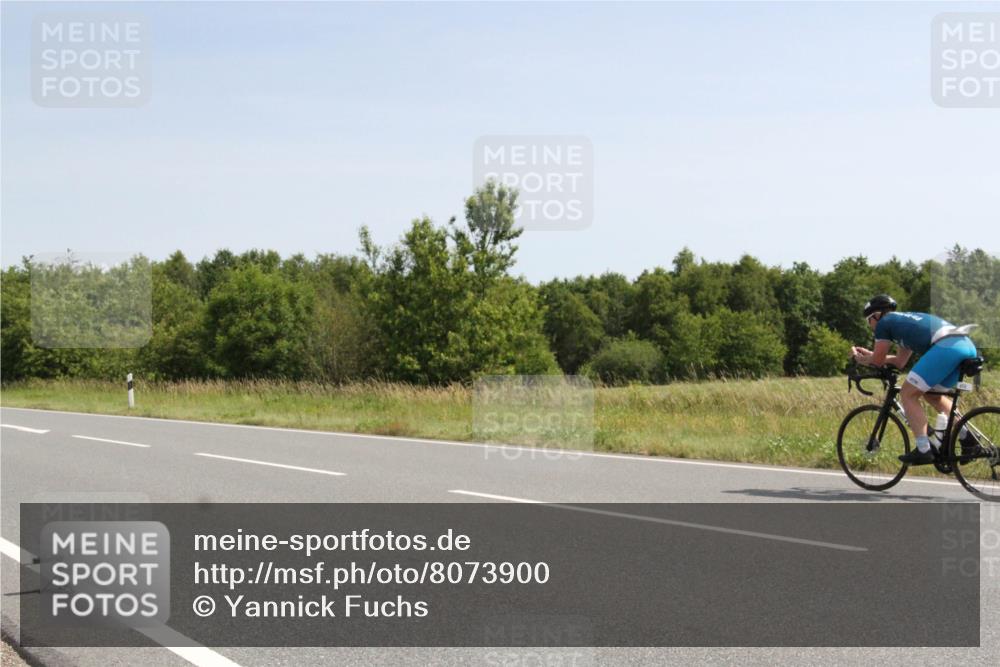 22.06.2025 - Viking Triathlon Yannick Fuchs http://msf.ph/oto/8073900 22.06.2025 11:13:00 Radfahren 99, 168, 213, 381, 406 meine-sportfotos.de