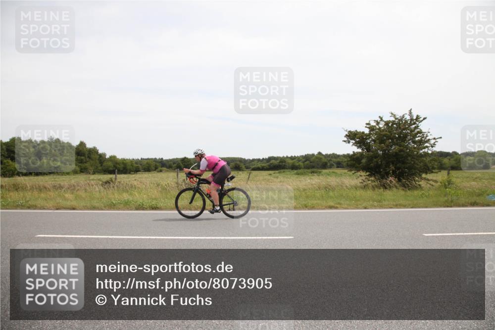 22.06.2025 - Viking Triathlon Yannick Fuchs http://msf.ph/oto/8073905 22.06.2025 12:53:20 Radfahren 213, 469, 503, 550, 612 meine-sportfotos.de