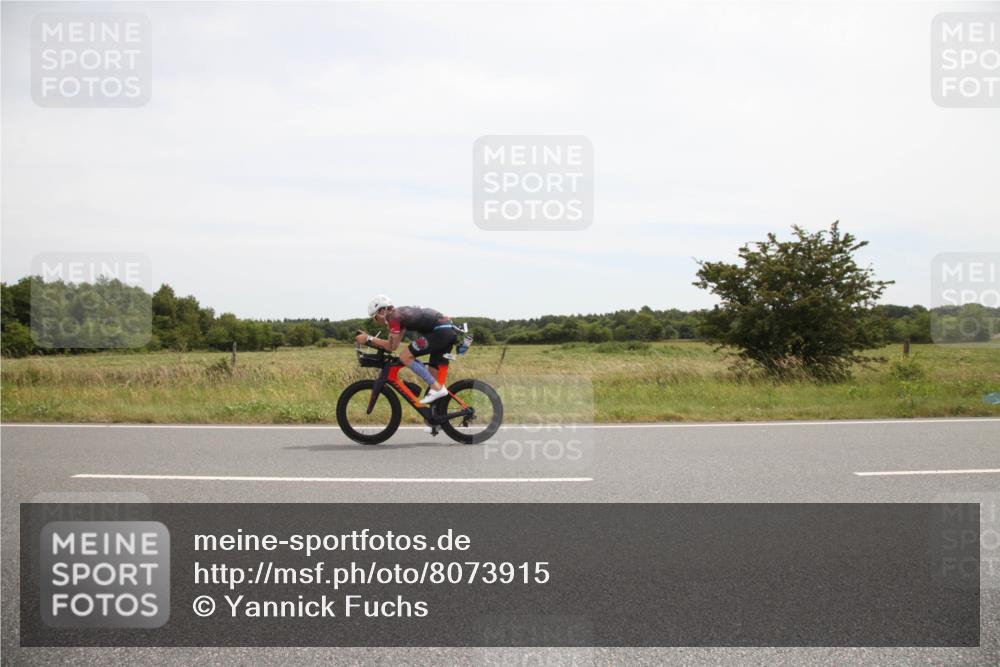 22.06.2025 - Viking Triathlon Yannick Fuchs http://msf.ph/oto/8073915 22.06.2025 12:53:29 Radfahren 157, 483 meine-sportfotos.de