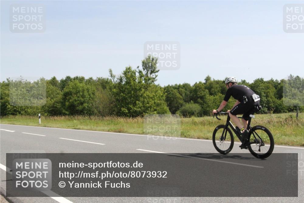 22.06.2025 - Viking Triathlon Yannick Fuchs http://msf.ph/oto/8073932 22.06.2025 11:14:01 Radfahren 31, 51, 130, 223, 611 meine-sportfotos.de