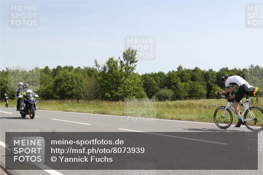 22.06.2025 - Viking Triathlon Yannick Fuchs http://msf.ph/oto/8073939 22.06.2025 11:14:04 Radfahren 31, 130, 223 meine-sportfotos.de