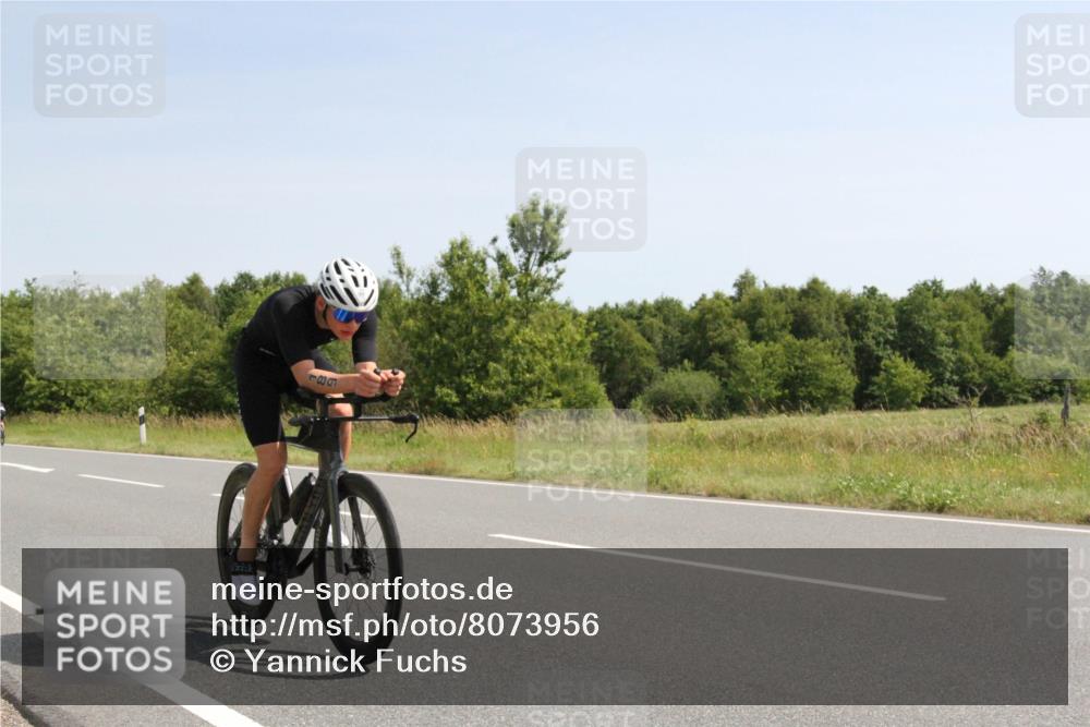22.06.2025 - Viking Triathlon Yannick Fuchs http://msf.ph/oto/8073956 22.06.2025 11:14:16 Radfahren 13, 64, 189, 444 meine-sportfotos.de
