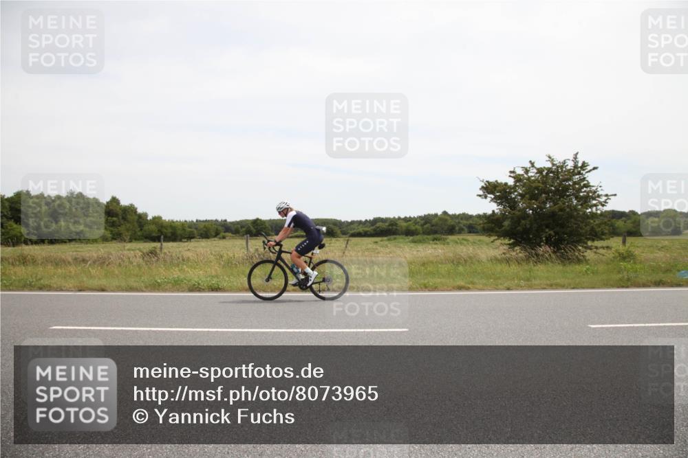 22.06.2025 - Viking Triathlon Yannick Fuchs http://msf.ph/oto/8073965 22.06.2025 12:54:04 Radfahren 18, 195 meine-sportfotos.de