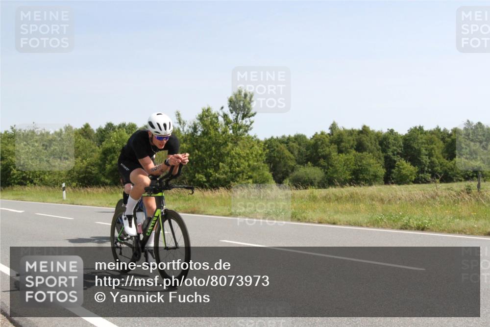 22.06.2025 - Viking Triathlon Yannick Fuchs http://msf.ph/oto/8073973 22.06.2025 11:14:24 Radfahren 8, 30, 64, 173, 203, 237, 311, 340, 467 meine-sportfotos.de