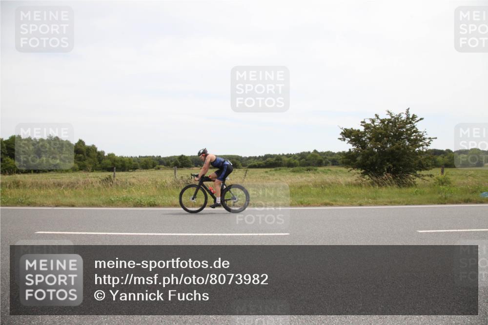22.06.2025 - Viking Triathlon Yannick Fuchs http://msf.ph/oto/8073982 22.06.2025 12:54:30 Radfahren 389, 529, 531 meine-sportfotos.de