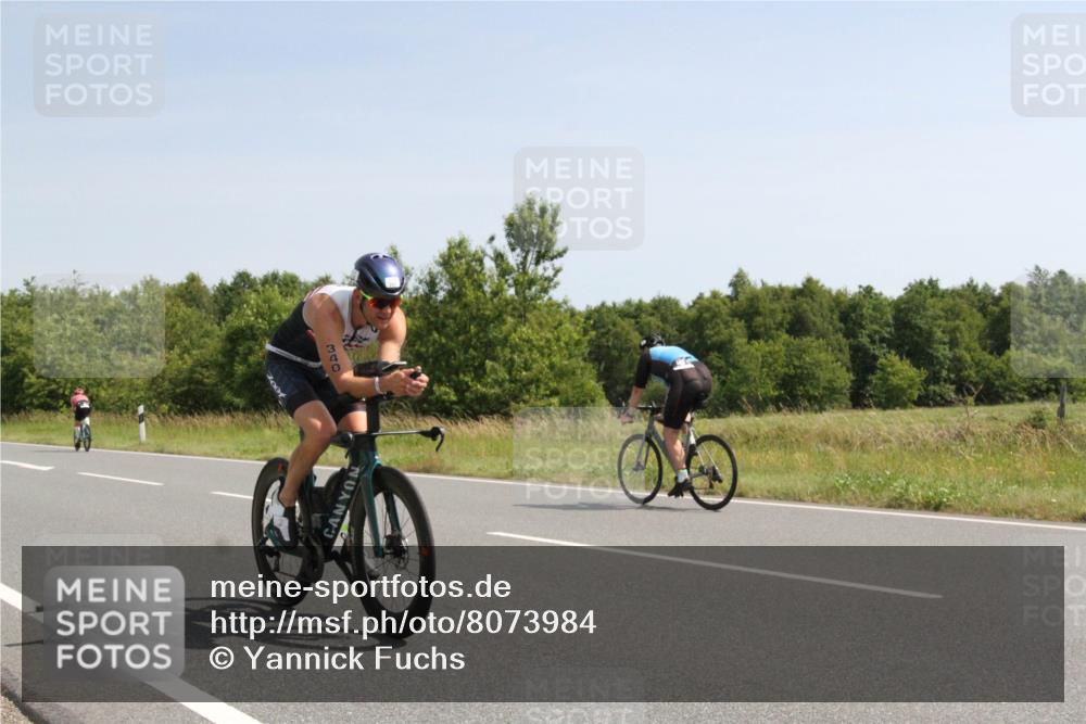 22.06.2025 - Viking Triathlon Yannick Fuchs http://msf.ph/oto/8073984 22.06.2025 11:14:26 Radfahren 8, 30, 64, 173, 203, 237, 311, 340, 467 meine-sportfotos.de