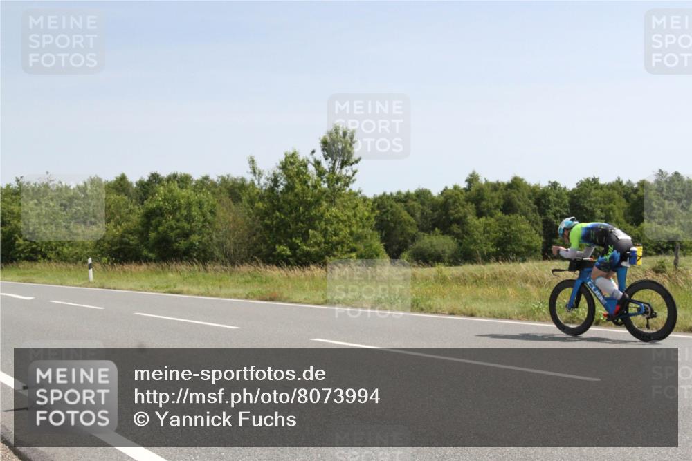 22.06.2025 - Viking Triathlon Yannick Fuchs http://msf.ph/oto/8073994 22.06.2025 11:14:35 Radfahren 60, 71, 263 meine-sportfotos.de