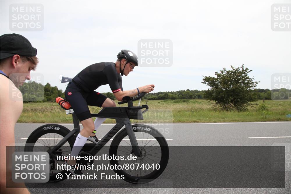 22.06.2025 - Viking Triathlon Yannick Fuchs http://msf.ph/oto/8074040 22.06.2025 12:56:05 Radfahren 85, 123, 268, 297 meine-sportfotos.de