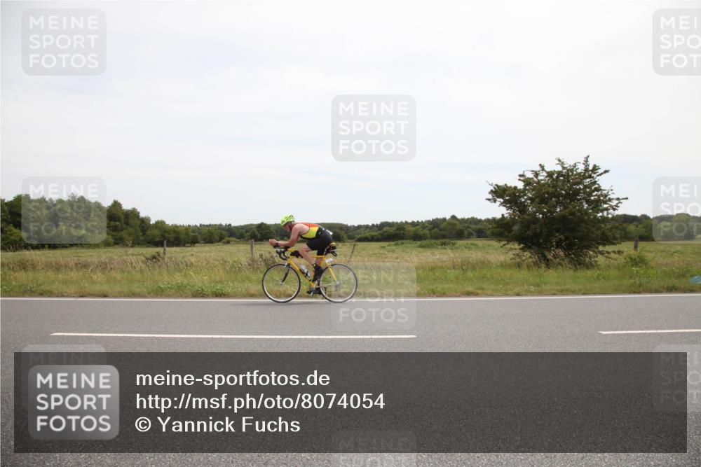22.06.2025 - Viking Triathlon Yannick Fuchs http://msf.ph/oto/8074054 22.06.2025 12:56:11 Radfahren 139, 266, 297, 423, 552 meine-sportfotos.de