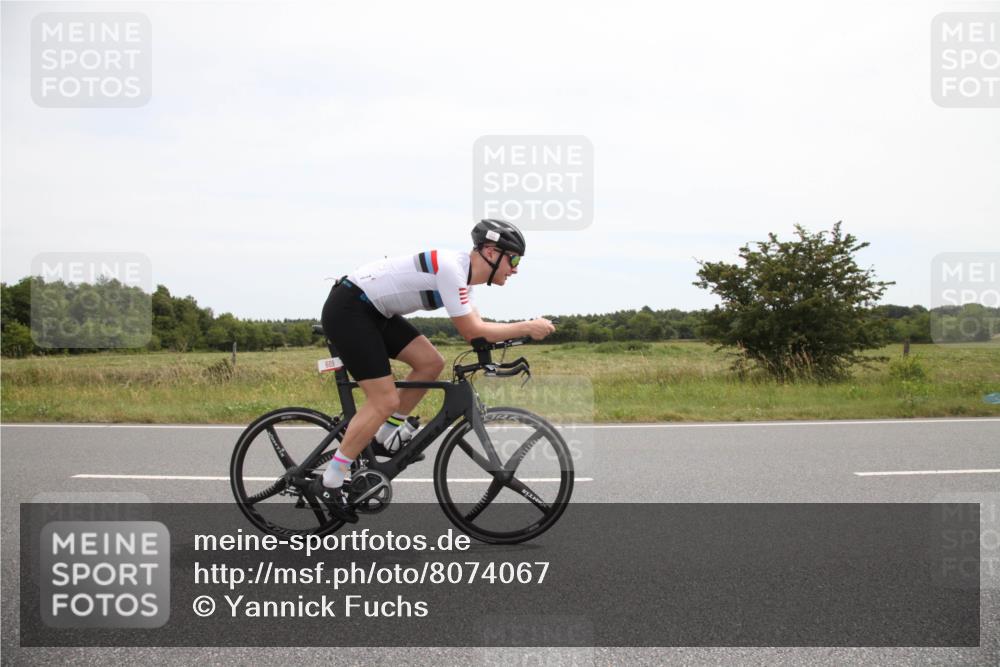 22.06.2025 - Viking Triathlon Yannick Fuchs http://msf.ph/oto/8074067 22.06.2025 12:56:24 Radfahren 114, 498, 609 meine-sportfotos.de