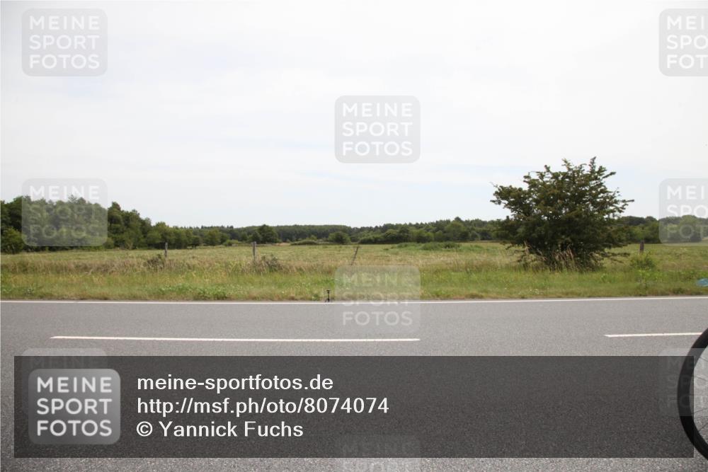 22.06.2025 - Viking Triathlon Yannick Fuchs http://msf.ph/oto/8074074 22.06.2025 12:56:26 Radfahren 114, 498, 609 meine-sportfotos.de