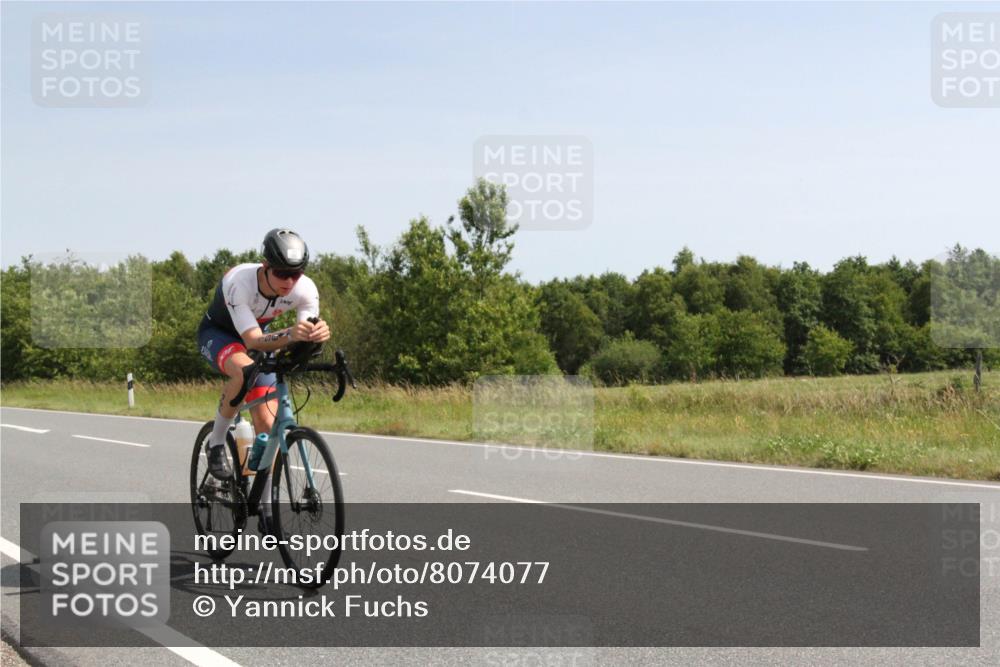 22.06.2025 - Viking Triathlon Yannick Fuchs http://msf.ph/oto/8074077 22.06.2025 11:15:47 Radfahren 28, 196, 256, 525, 613 meine-sportfotos.de