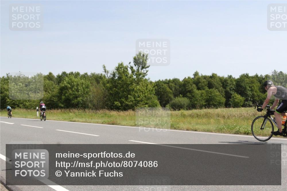 22.06.2025 - Viking Triathlon Yannick Fuchs http://msf.ph/oto/8074086 22.06.2025 11:15:55 Radfahren 28, 143, 144, 183, 330, 372, 510, 525 meine-sportfotos.de