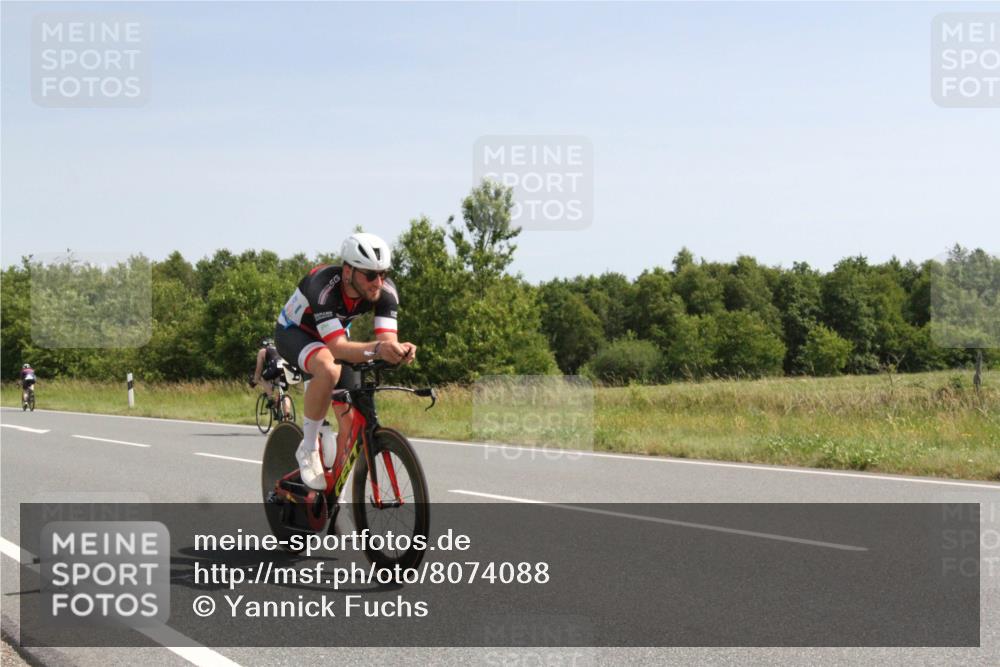 22.06.2025 - Viking Triathlon Yannick Fuchs http://msf.ph/oto/8074088 22.06.2025 11:15:57 Radfahren 143, 144, 155, 183, 330, 372, 510 meine-sportfotos.de