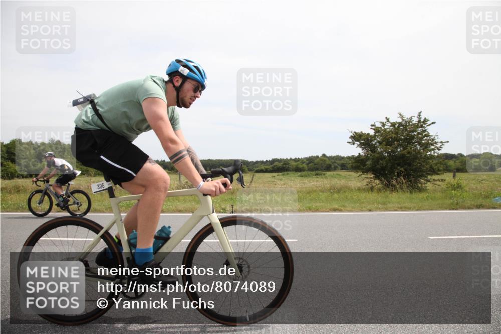 22.06.2025 - Viking Triathlon Yannick Fuchs http://msf.ph/oto/8074089 22.06.2025 12:56:50 Radfahren 246, 305, 313, 366, 542 meine-sportfotos.de
