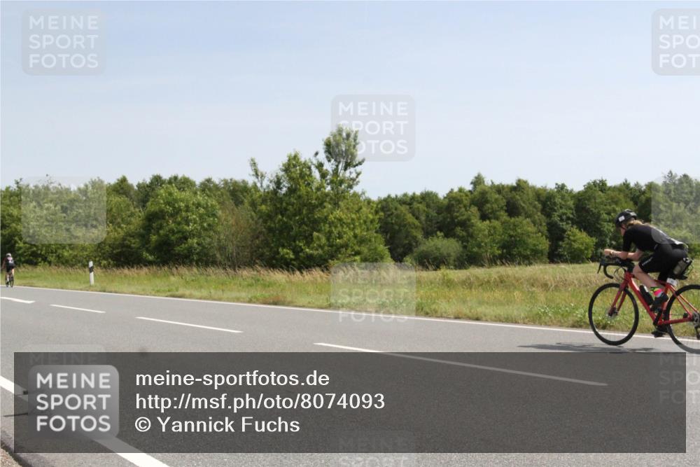 22.06.2025 - Viking Triathlon Yannick Fuchs http://msf.ph/oto/8074093 22.06.2025 11:16:03 Radfahren 143, 155, 197 meine-sportfotos.de
