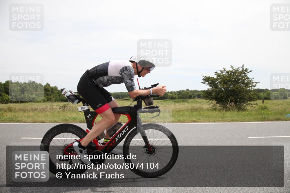 22.06.2025 - Viking Triathlon Yannick Fuchs http://msf.ph/oto/8074104 22.06.2025 12:57:11 Radfahren 162, 183, 500 meine-sportfotos.de