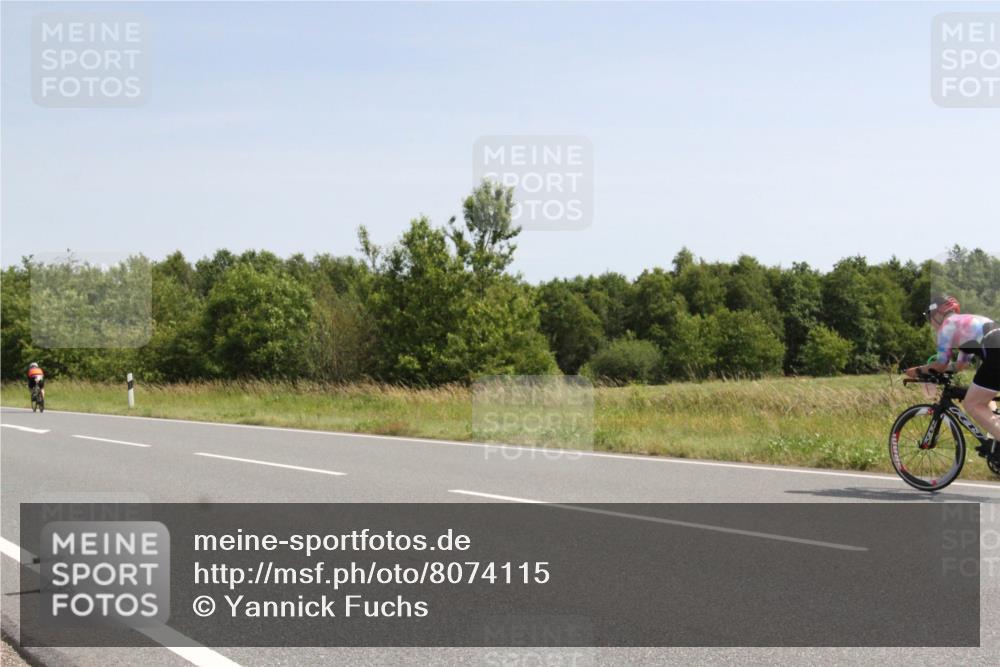 22.06.2025 - Viking Triathlon Yannick Fuchs http://msf.ph/oto/8074115 22.06.2025 11:16:26 Radfahren 184, 301, 605 meine-sportfotos.de