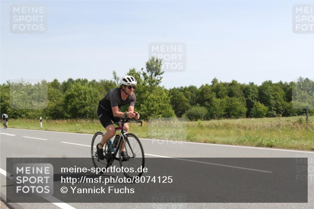 22.06.2025 - Viking Triathlon Yannick Fuchs http://msf.ph/oto/8074125 22.06.2025 11:16:49 Radfahren 121, 125, 271, 348, 443, 660, 662 meine-sportfotos.de